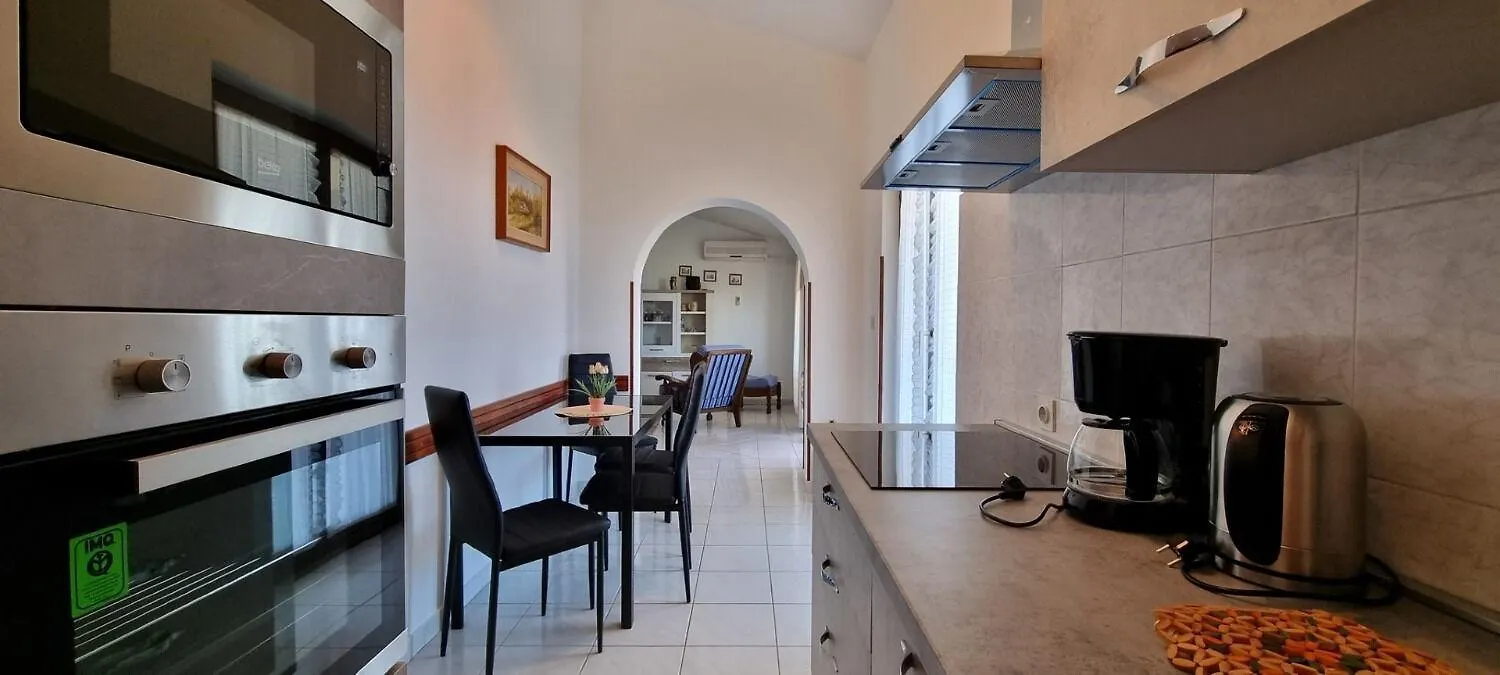 Apartment Elida: Medulin 0*,